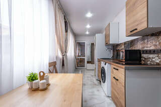 Гостиница Вилла Лючия Архипо-Осиповка Апартаменты шестиместные двухкомнатные-9