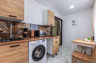 Гостиница Вилла Лючия Архипо-Осиповка Апартаменты шестиместные двухкомнатные улучшенные-6