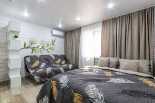 Гостиница Вилла Лючия Архипо-Осиповка Четырехместный стандарт с верандой-3