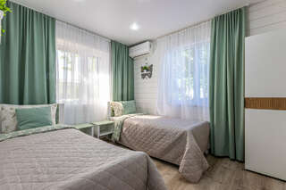 Гостиница Вилла Лючия Архипо-Осиповка Апартаменты шестиместные двухкомнатные улучшенные-4